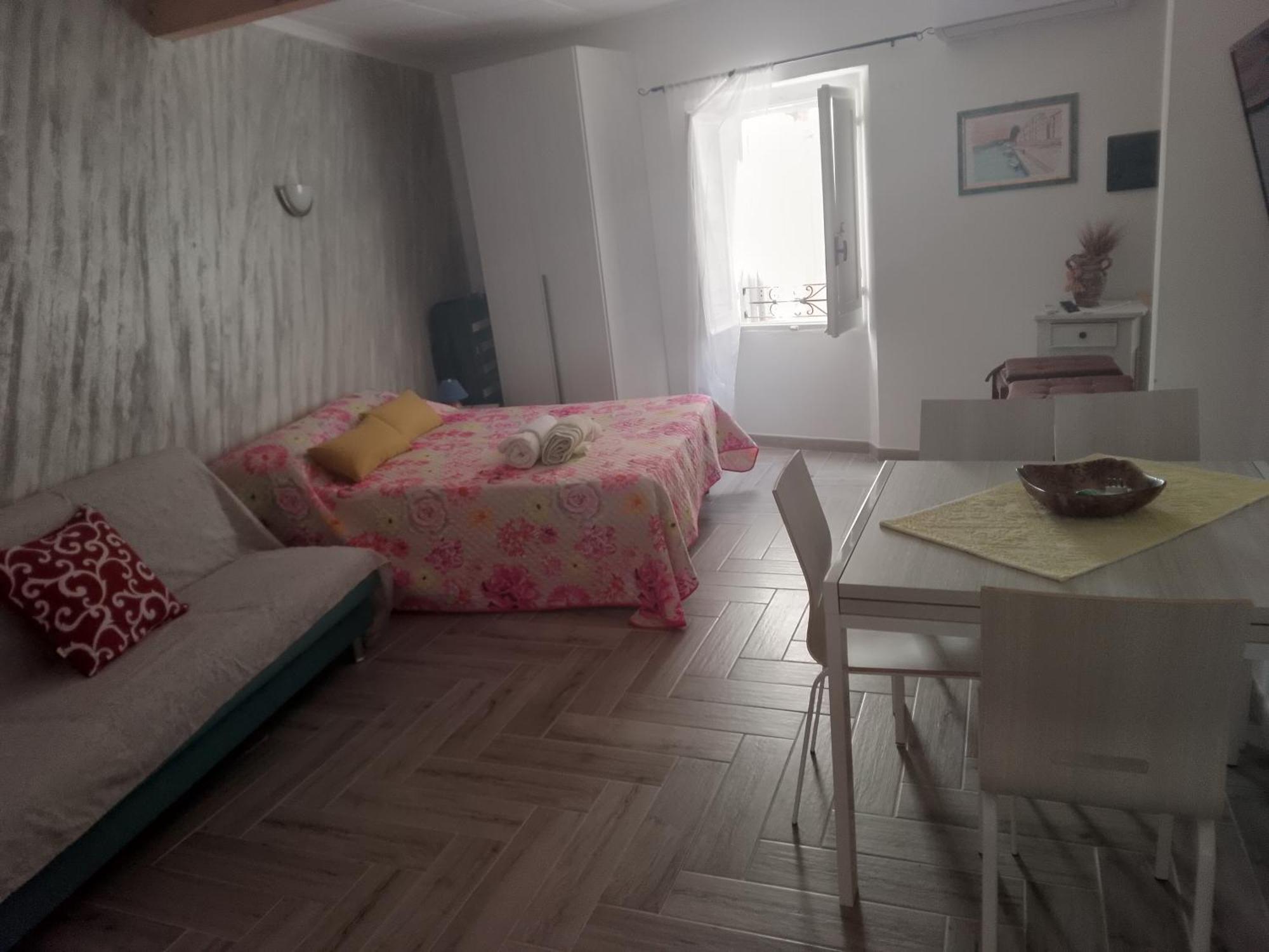 Casa Vacanze Su Sorighe. بوسا المظهر الخارجي الصورة